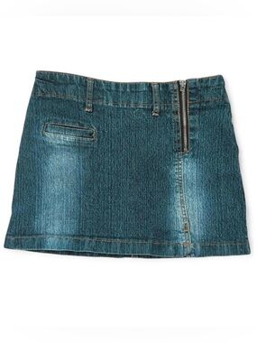 Vintage Hot Kiss | Y2K Asymmetrical Denim Mini Skirt